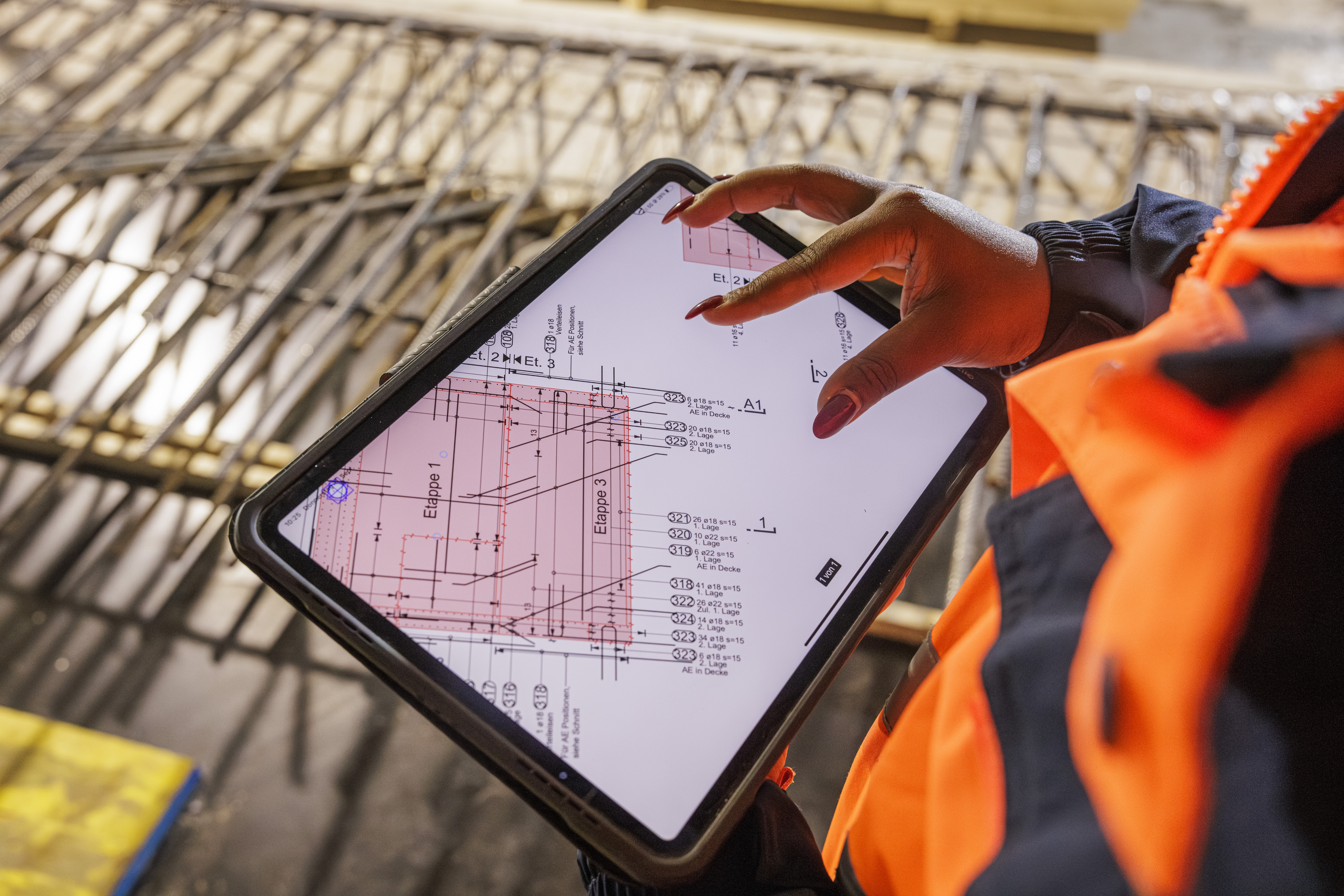 Tablet auf Baustelle